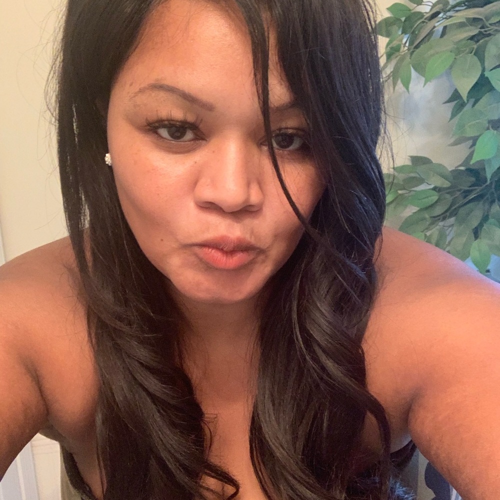 Meet your Posher, Janella